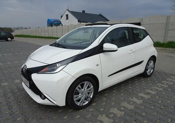 toyota Toyota Aygo cena 32700 przebieg: 34900, rok produkcji 2015 z Ropczyce